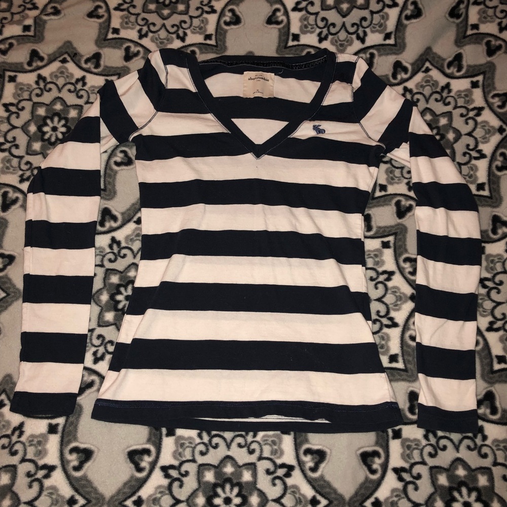 Abercrombie kids long sleeve